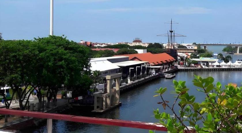 Styles Hotel Malacca Eksteriør bilde